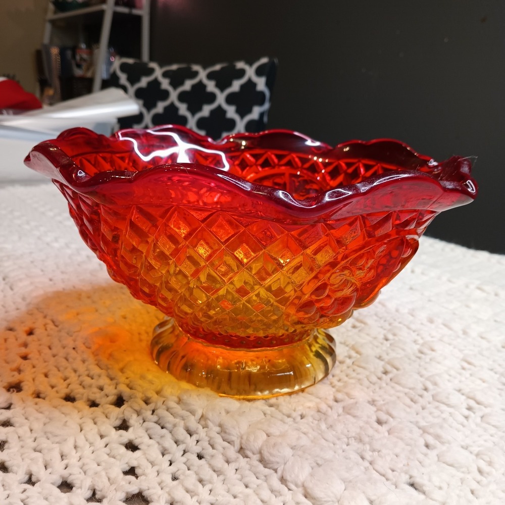 Vtg Carnival Indiana Glass Red To Green Sunset Fruit Diamond Point Bowl 10"